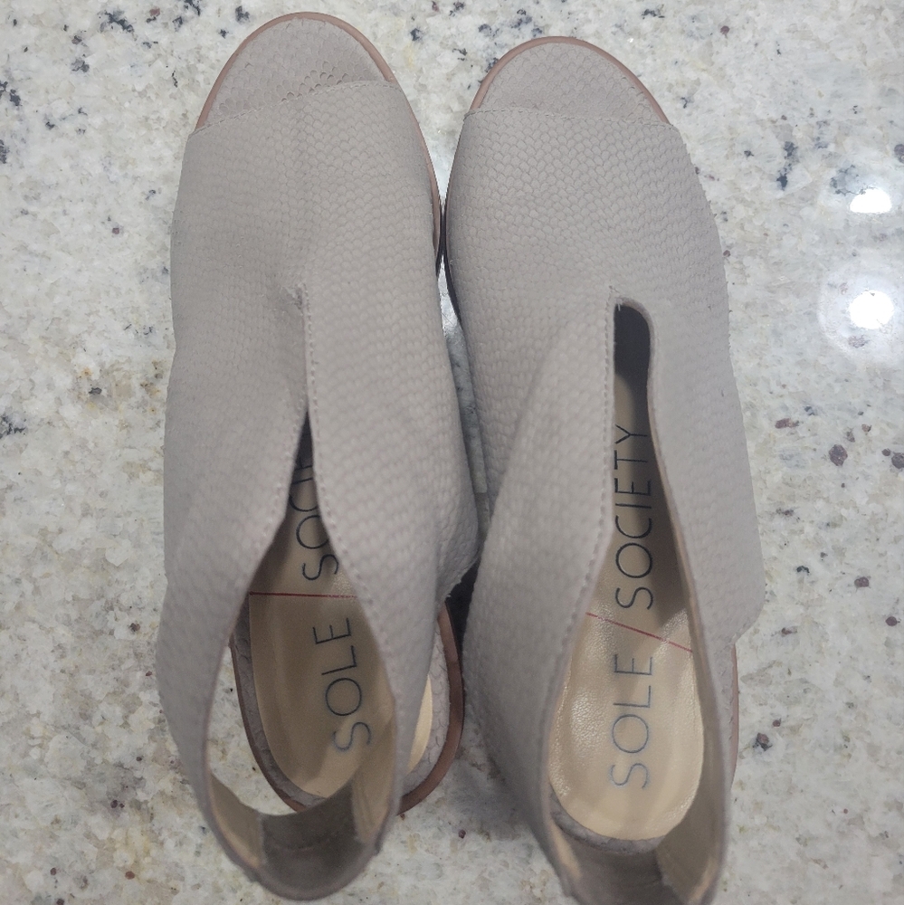 Sole Society Textured Ankle Booties - Picture 5 of 7